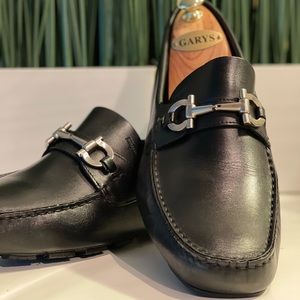 Ferragamo Black Leather Horsebit Loafer 🔥🔥👍